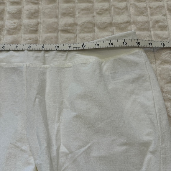 Eileen Fisher Medium White Straight Leg Pants ~ Viscose Stretch Lightweight - Picture 4 of 8